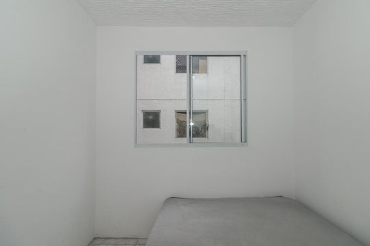 Quarto 2 de apartamento à venda com 2 quartos, 46m² em Rubem Berta, Porto Alegre
