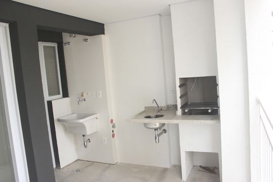 Lavanderia com espaço gourmet de apartamento à venda com 1 quarto, 40m² em Picanço, Guarulhos