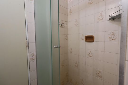 Banheiro de apartamento à venda com 2 quartos, 67m² em Vila Rosa, Novo Hamburgo