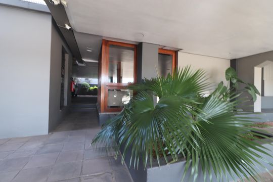 Entrada de apartamento à venda com 2 quartos, 67m² em Vila Rosa, Novo Hamburgo