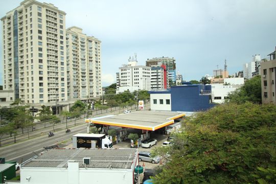 Vista de apartamento para alugar com 3 quartos, 217m² em Petrópolis, Porto Alegre