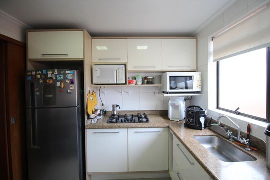 Cozinha de apartamento para alugar com 3 quartos, 217m² em Petrópolis, Porto Alegre