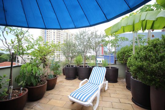 Quintal de apartamento para alugar com 3 quartos, 217m² em Petrópolis, Porto Alegre