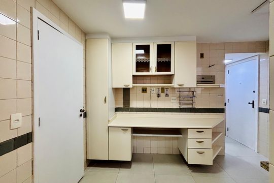 Apartamento à venda com 2 quartos, 105m² em Leblon, Rio de Janeiro