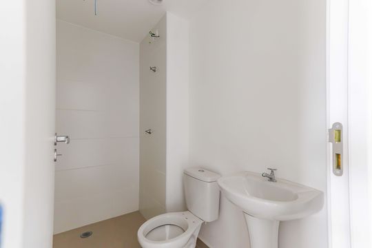 Banheiro de apartamento para alugar com 2 quartos, 38m² em Vila Lageado, São Paulo