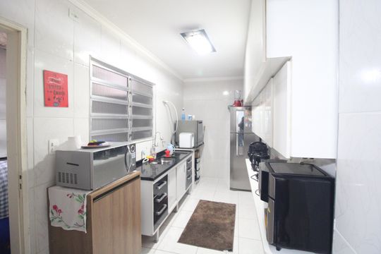 Cozinha de casa à venda com 4 quartos, 205m² em Jardim Satelite, São Paulo