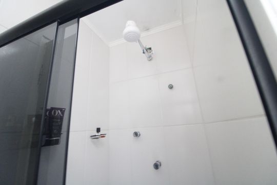 Banheiro de casa à venda com 4 quartos, 205m² em Jardim Satelite, São Paulo