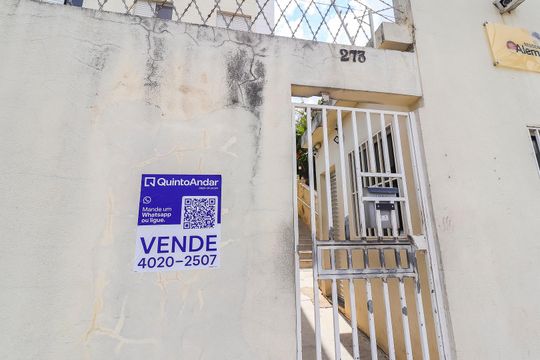 Fachada de apartamento à venda com 2 quartos, 40m² em Vila Taquari, São Paulo