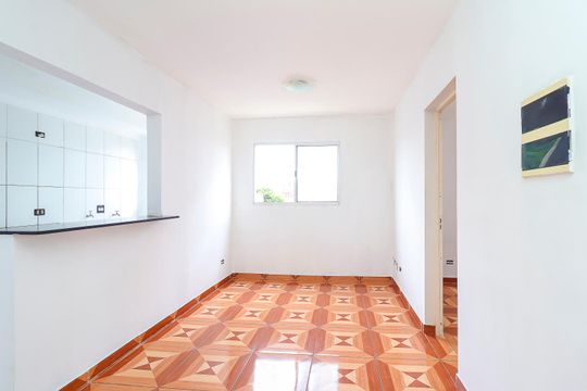 Sala de apartamento para alugar com 2 quartos, 40m² em Vila Taquari, São Paulo