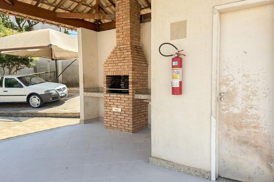 Área comum - Churrasqueira de apartamento à venda com 2 quartos, 45m² em Kennedy, Contagem