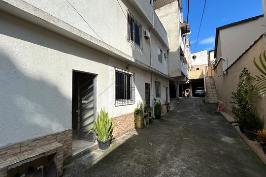 Área comum de casa para alugar com 3 quartos, 120m² em Cascadura, Rio de Janeiro