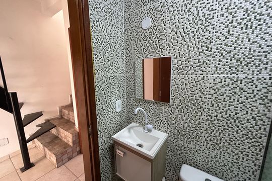 Banheiro de casa para alugar com 3 quartos, 120m² em Cascadura, Rio de Janeiro