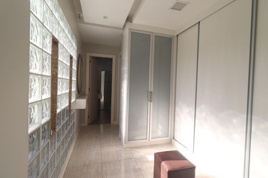 Closet de casa à venda com 3 quartos, 180m² em Primavera, Novo Hamburgo