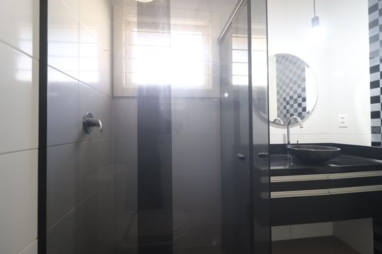Banheiro de casa à venda com 3 quartos, 180m² em Primavera, Novo Hamburgo