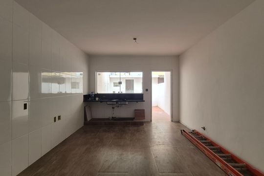Cozinha  de casa para alugar com 2 quartos, 148m² em Vila Valparaíso, Santo André