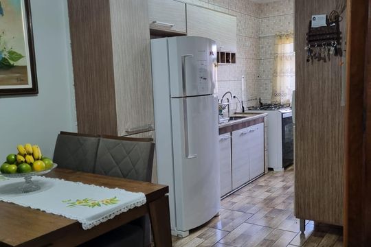 Cozinha de casa à venda com 4 quartos, 90m² em Parque Santa Madalena, São Paulo