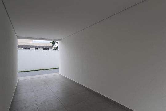 Garagem de casa de condomínio à venda com 3 quartos, 139m² em Trevo, Belo Horizonte