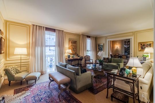 Sala de apartamento à venda com 3 quartos, 210m² em Cerqueira César, São Paulo