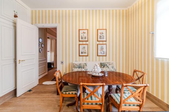 Cozinha de apartamento à venda com 3 quartos, 210m² em Cerqueira César, São Paulo