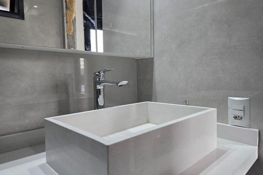 Banheiro da Suíte de apartamento à venda com 2 quartos, 70m² em Vila Augusta, Guarulhos