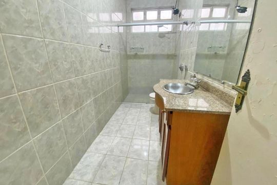 Casa à venda com 5 quartos, 360m² em Itapoã, Belo Horizonte