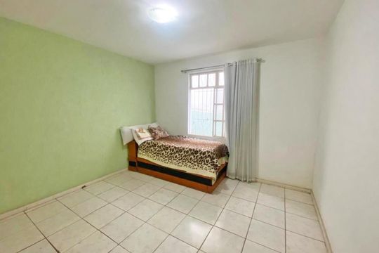 Casa à venda com 5 quartos, 360m² em Itapoã, Belo Horizonte