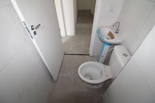 Banheiro de apartamento à venda com 2 quartos, 97m² em Piqueri, São Paulo
