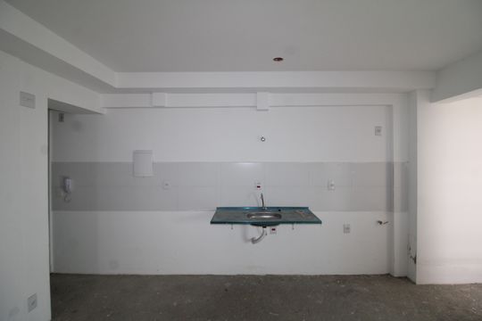 Sala / Cozinha de apartamento à venda com 1 quarto, 79m² em Piqueri, São Paulo