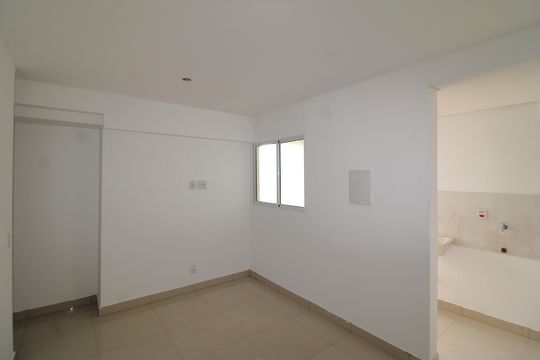 Sala / Cozinha de apartamento à venda com 2 quartos, 48m² em Piqueri, São Paulo