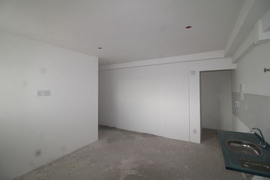 Sala / Cozinha de apartamento à venda com 1 quarto, 39m² em Piqueri, São Paulo