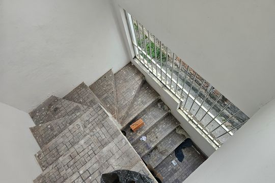 Escada de casa para alugar com 2 quartos, 43m² em Imbuí, Salvador
