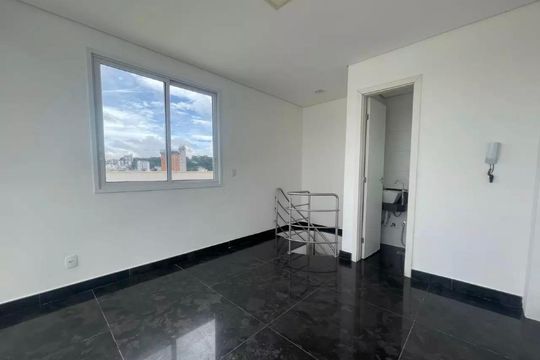 Apartamento para alugar com 3 quartos, 180m² em Padre Eustáquio, Belo Horizonte