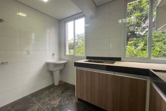 Apartamento para alugar com 3 quartos, 180m² em Padre Eustáquio, Belo Horizonte