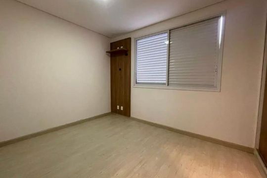 Apartamento para alugar com 3 quartos, 180m² em Padre Eustáquio, Belo Horizonte
