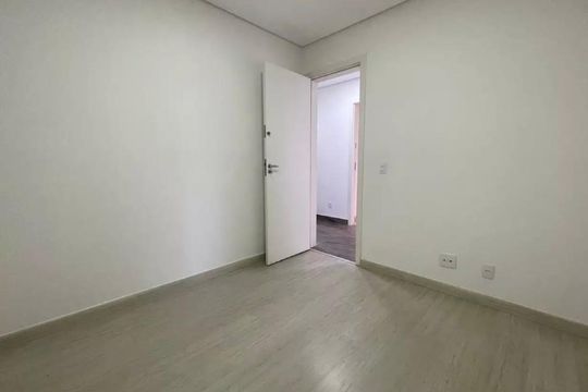 Apartamento para alugar com 3 quartos, 180m² em Padre Eustáquio, Belo Horizonte