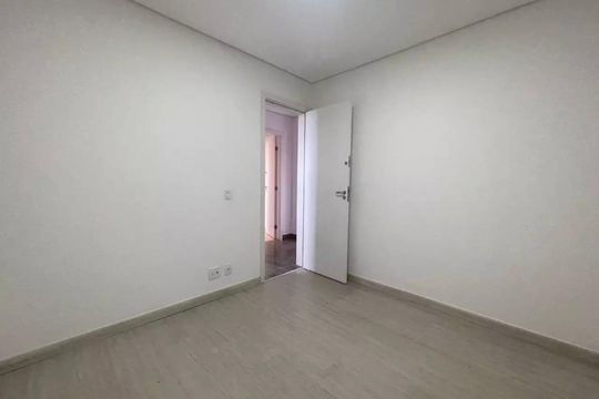 Apartamento para alugar com 3 quartos, 180m² em Padre Eustáquio, Belo Horizonte