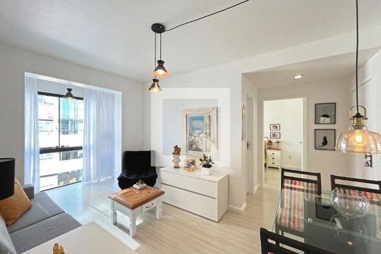 Sala de apartamento à venda com 1 quarto, 42m² em Rio Branco, Porto Alegre