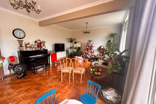 Sala de casa para alugar com 5 quartos, 322m² em Colégio Batista, Belo Horizonte