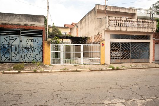 Fachada de casa à venda com 2 quartos, 80m² em Vila Noca, São Paulo