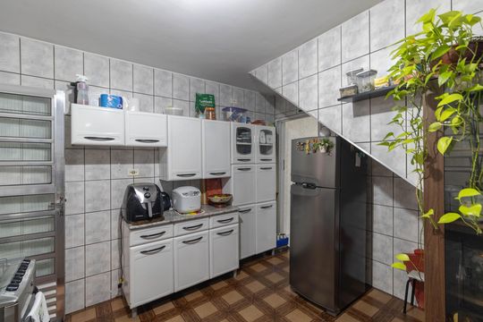 Cozinha de casa à venda com 3 quartos, 78m² em Parque Savoi City, São Paulo