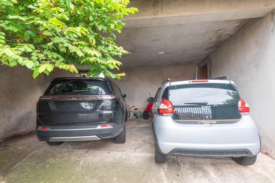Garagem de casa à venda com 4 quartos, 230m² em Jardim Tamoio, Campinas