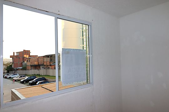 Apartamento à venda com 2 quartos, 40m² em Jardim Dona Leopoldina, Porto Alegre