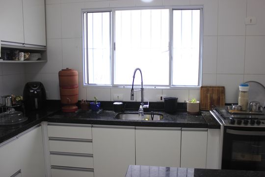 Cozinha  de casa à venda com 3 quartos, 125m² em Jardim Paraventi, Guarulhos