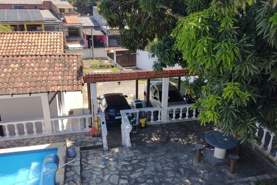 Área externa de casa para alugar com 3 quartos, 300m² em Eldorado, Maricá