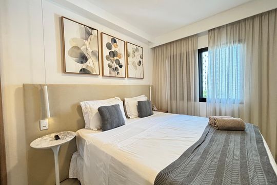 Quarto de apartamento à venda com 1 quarto, 30m² em Indianópolis, São Paulo