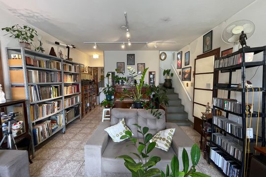 Sala de casa à venda com 4 quartos, 98m² em Jardim das Vertentes, São Paulo