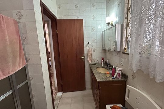 Banheiro de casa à venda com 2 quartos, 121m² em Engenho de Dentro, Rio de Janeiro