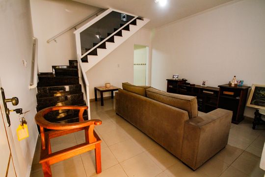 Sala de casa para alugar com 2 quartos, 70m² em Cidade Ocian, Praia Grande