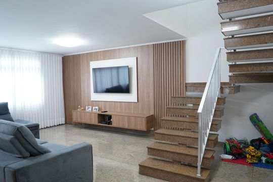 Casa à venda com 3 quartos, 227m² em Vila Formosa, São Paulo