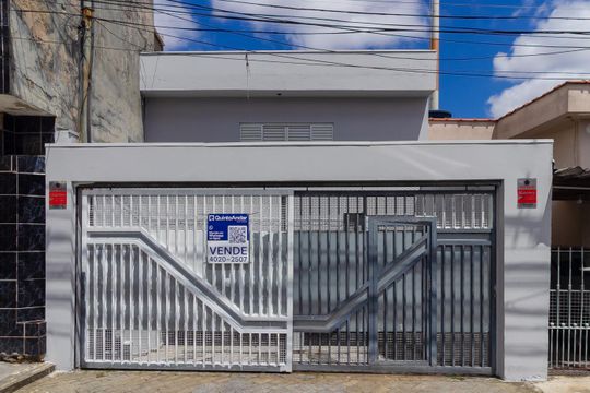 Fachada de casa para alugar com 5 quartos, 250m² em Jardim Machado, São Paulo